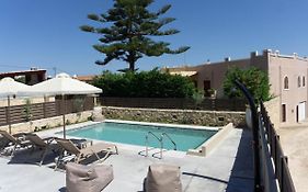 Casa Di Kapaka - New Villa In The Countryside